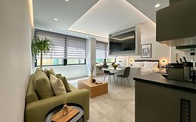 Luxury Downtown Apartment Α5